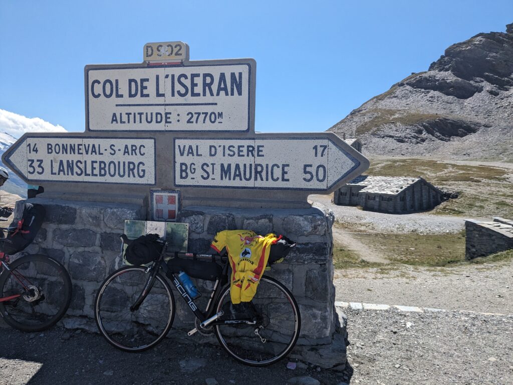 2023 Turin-Tirol: Via Col de l’ Iseran nach Val-d’Isère